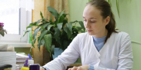 Более 20 земских врачей и фельдшеров приехали работать в округа Вологодской области с начала 2026 года - Правительство Вологодской области