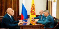 - Глава Чувашии Олег Николаев обсудил развитие спорта с сенатором Карелиным и политологом Чеснаковым: - Газета Грани
