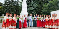 Двуглавые орлы вернулись в Зарайск: на въездах установили исторические заставы - MosRegToday.Ru