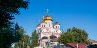 В Седмицу 11-ю по Пятидесятнице, в день празднования Смоленской иконы Божией Матери, именуемой «Одигитрия» («Путеводительница»), митрополит Орловский и Болховский Тихон возглавил Божественную литургию и престольные торжества в храме Смоленской иконы Божией Матери города Орла. 10 августа 2026 года. - Орловская и Ливенская епархия