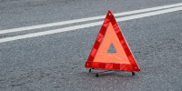В Приморье автомобиль врезался в три припаркованных вдоль дороги машины - РТВ-Подмосковье