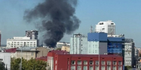 Пожар охватил два частных дома в центре Новосибирска - Сиб.фм