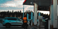 Водители рассказали о трудностях с бензином на трассе до Мурманска - Gubdaily.Ru