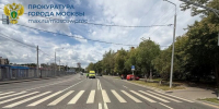 Водитель грузовика сбил женщину на Ходынской улице и скрылся - M24.Ru