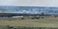 В Аксайском районе вновь горит камыш в пойме реки Дон - DonDay.Ru