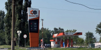 Липчане выстраиваются в очереди за топливом по оверпрайсу - Gorod48.ru