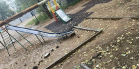 По наказу жителей депутату Шевелеву во дворе на Магистральной появилось резиновое покрытие - ЛДПР