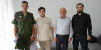 Участнику СВО из Казбековского района вручили жилищный сертификат в рамках госпрограммы по обеспечению жильем детей-сирот - Казбековский район