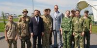 Евгений Поддубный посетил открытие региональной «Зарницы» для воспитанников центров «Воин» в Губкине - Единая Россия