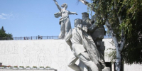 Специалисты завершили реставрацию скульптуры на Мамаевом кургане в Волгограде - Volganet.Net
