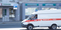 Фиолетовый спорткар разбился в Екатеринбурге, врезавшись в стену - EaNews.Ru