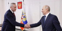 Завершая поездку в Новосибирскую область, Президент России Владимир Путин заслушал доклад Губернатора Андрея Травникова о социально-экономической ситуации в регионе - Правительство Новосибирской области