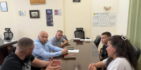 Глава округа Дмитрий Панков пообщался с семьёй юного спортсмена Даниила Посинего. - Грайворонский муниципальный округ