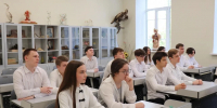 85,5% выпускников медицинских классов выбрали профессию врача - Комсомольская правда