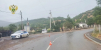 Автомобиль сбил двух девочек в Дагестане, одна из них погибла - Комсомольская Правда