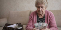 Пенсионерка из Хакасии потеряла 312 тысяч рублей из-за лжеинвестора - 1-LINE