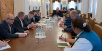 Губернатор Денис Паслер провел совещание и поручил ускорить восстановление горячего водоснабжения Екатеринбурга - Департамент информационной политики