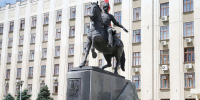 Вениамин Кондратьев выразил соболезнования семье ребенка, погибшего в результате массированной атаки ВСУ на Новороссийск - Город-герой Новороcсийск