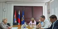 Вчера в Тольятти работал министр социально-демографической и семейной политики Самарской области - Городские Ведомости