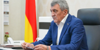 Сергей Меняйло провел личный прием граждан - Администрация РСО-А