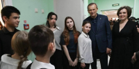 Александр Дрозденко рассказал о социальной поддержке школьников и родителей в преддверии учебного года - Комитет по соцзащите населения