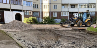 Масштабное благоустройство придомовых территорий ведется по инициативе жителей в Пскове - Комсомольская правда