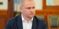 Илья Середюк поручил повысить долю современного пассажирского автотранспорта до 85% - Гурьевский район