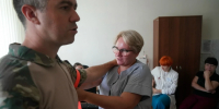 Челябинские медики отрабатывают навыки тактической медицины на спецкурсах от участников СВО - КП Челябинск