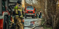 пожарные расчёты, возгорание 18.4.2026 на ул. 9 Мая Смоленска, фото МЧС - О чём Говорит Смоленск