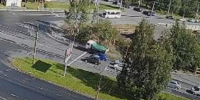 вылетевший на газон грузовик - Петрозаводск говорит