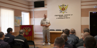 В новгородском следственном изоляторе прошла встреча участника СВО с осужденными - УФСИН