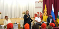 Единороссы Алла Салаева и Роман Алексеев поблагодарили активистов из Ибресинского округа за ежедневную помощь защитникам Отечества - Единая Россия