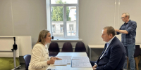 Губернатор Ленобласти и детский омбудсмен РФ обсудили защиту прав детей и работу с семьями в зоне риска - Online47.Ru