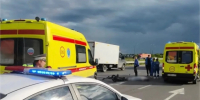 Пассажирка электровелосипеда погибла под колесами грузовика в Твери - Комсомольская Правда