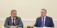 Александр Беглов в неформальной обстановке встретился в Смольном с руководителями фракций Заксобрания - Комсомольская правда