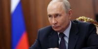 Путин провел совещание по безопасности восточных границ России - Комсомольская Правда
