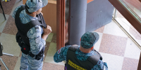 Астраханцы пытались пронести в суды ножи и травматический пистолет - Газета Волга