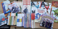50 книг в подарок получила школьная библиотека Могота - gtrkamur.ru - ГТРК Амур
