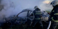 Спасатели потушили горящий автомобиль на улице Киреевской в Туле - ИА Тульская служба новостей