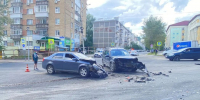 В Сыктывкаре в столкновении легковушек пострадали два человека - Bnkomi.Ru