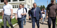 Игорь Кобзев проверил ход капитального ремонта гимназии № 3 и побывал на стройплощадке школы в микрорайоне Союз в Иркутске - Единая Россия