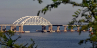 Очередь перед Крымским мостом увеличилась до 355 авто - Комсомольская правда