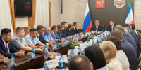 Анатолий Серышев провел ряд рабочих встреч в Республике Хакасия - ТК Кузбасс Первый