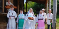 Социальный проект / «Ах, какой ты молодец, получай от нас кравец!»: члены Марийского общества инвалидов отправились на экскурсии по Марий Эл - Марийская правда