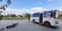 В Калачинске автобус ПАЗ столкнулся с мопедом - Комсомольская Правда