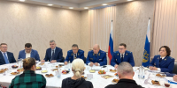 Заместитель Генерального прокурора Российской Федерации Алексей Захаров встретился с участниками специальной военной операции Архангельской области - Arh112.ru