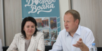 Губернатор Алтайского края провел встречу с волонтерами Калманского района Фото №1 - Алтайская правда