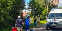 Медицинская помощь потребовалась пассажирке мопеда. - Новгородские Ведомости