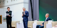 Василий Анохин провёл открытый диалог с участниками слёта молодёжного актива Группы «НЭК» в Смоленске - О чём Говорит Смоленск