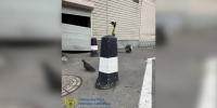 Парковочный барьер упал на мальчика около ТЦ на западе Москвы - M24.Ru